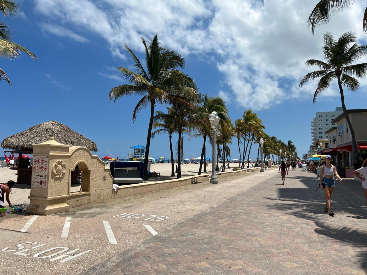 The Pearl Beachside Apartments On Hollywood Beach Esterno foto