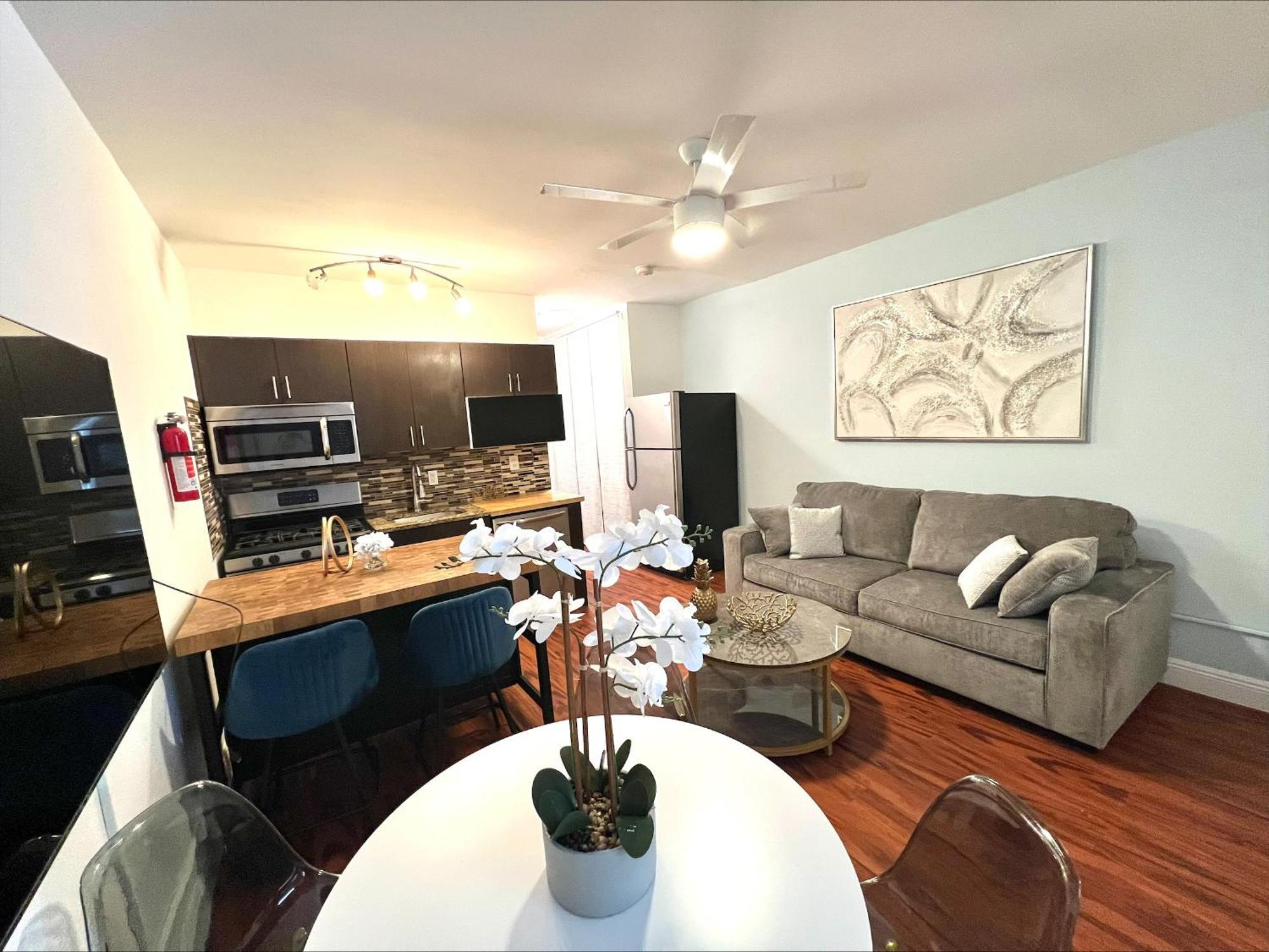 The Pearl Beachside Apartments On Hollywood Beach Esterno foto