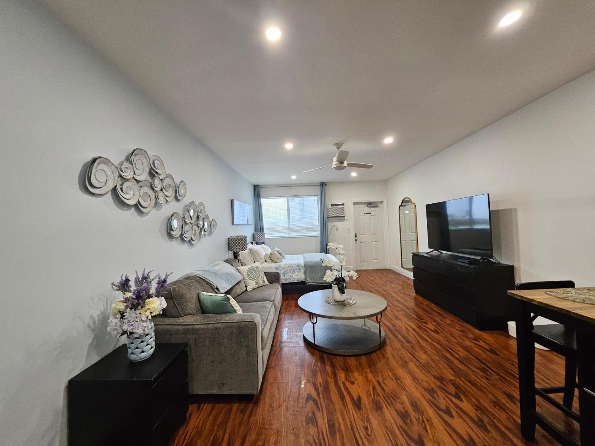 The Pearl Beachside Apartments On Hollywood Beach Camera foto
